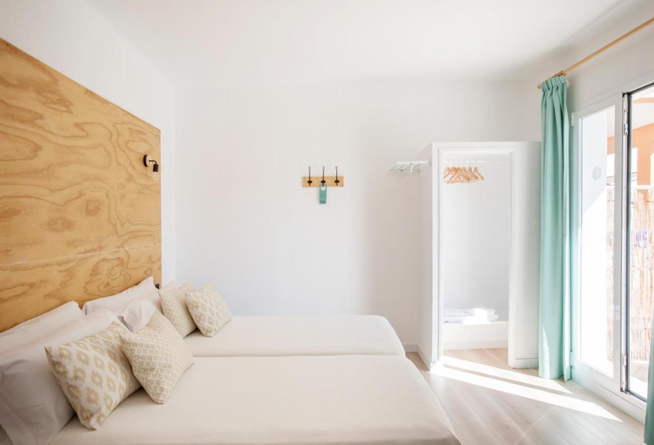 Forenna Hostel (Adults Only) El Arenal  Exterior photo
